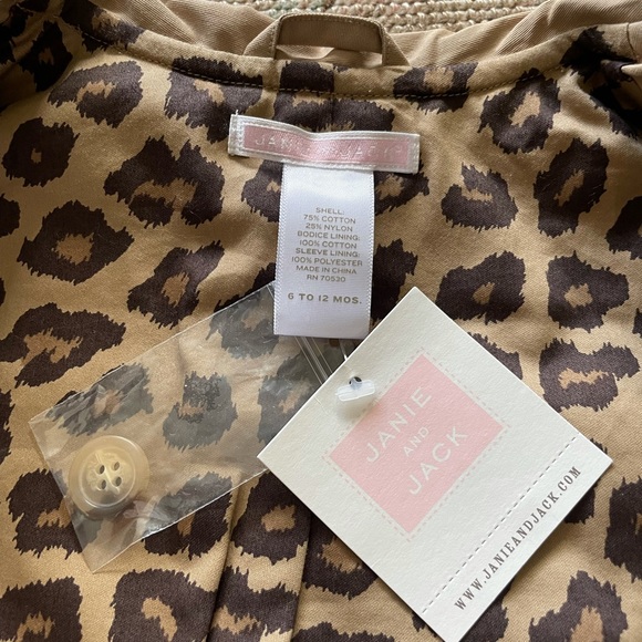 Janie & Jack trench coat *NWT* 6-12 months $59 - Picture 8 of 11